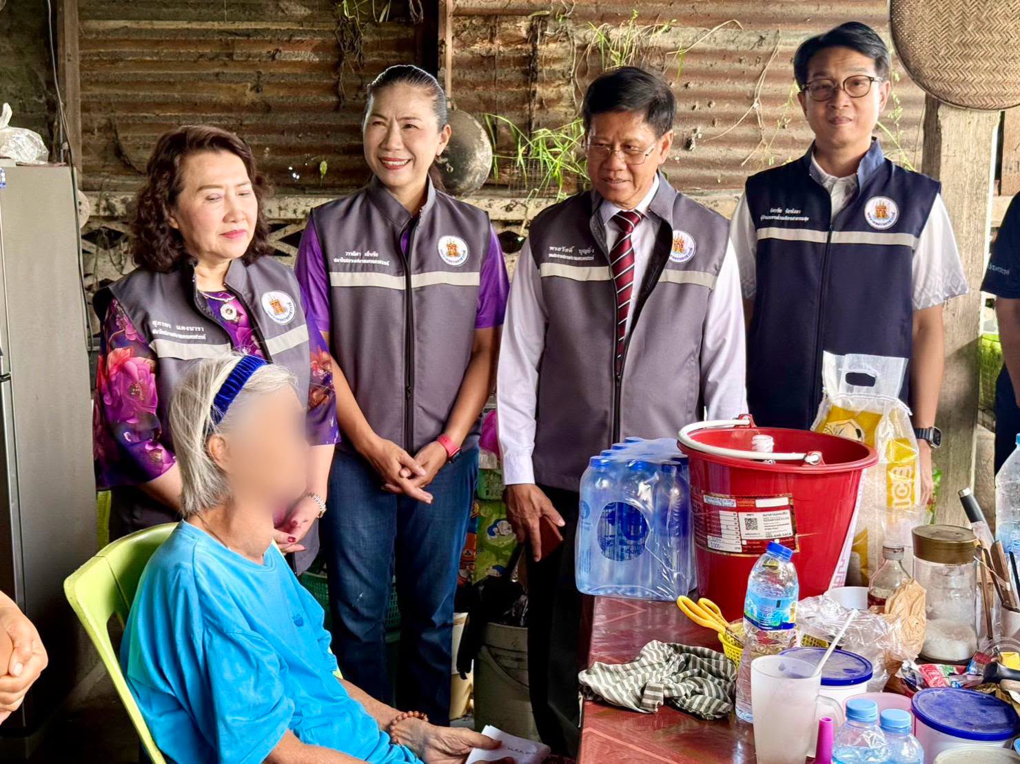 ส่งกำลังใจ มอบรอยยิ้ม